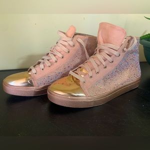 Cape Robbin Bedazzled Pink HighTops Sz 10✔️